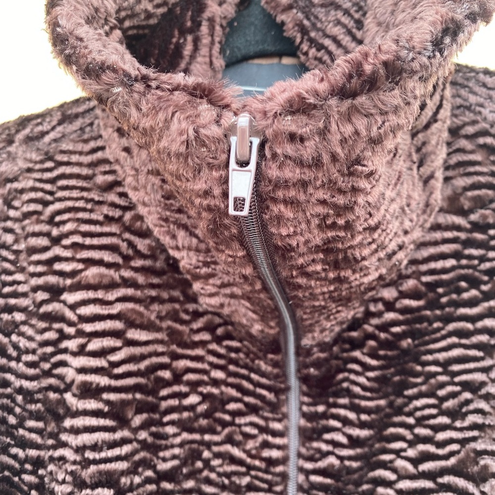 Ladies jacket - Picture 3 of 5